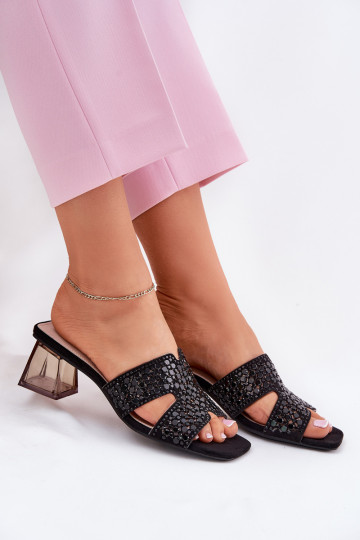 Chinelos femininos com salto Vinceza 62230 cor preta