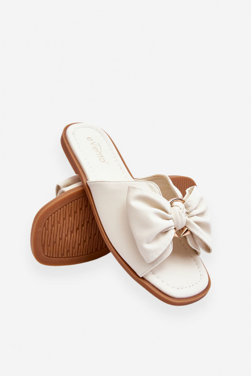 Feminino Chinelos de couro com fitas cor branca Becky Feminino Chinelos de couro com fitas cor branca Becky