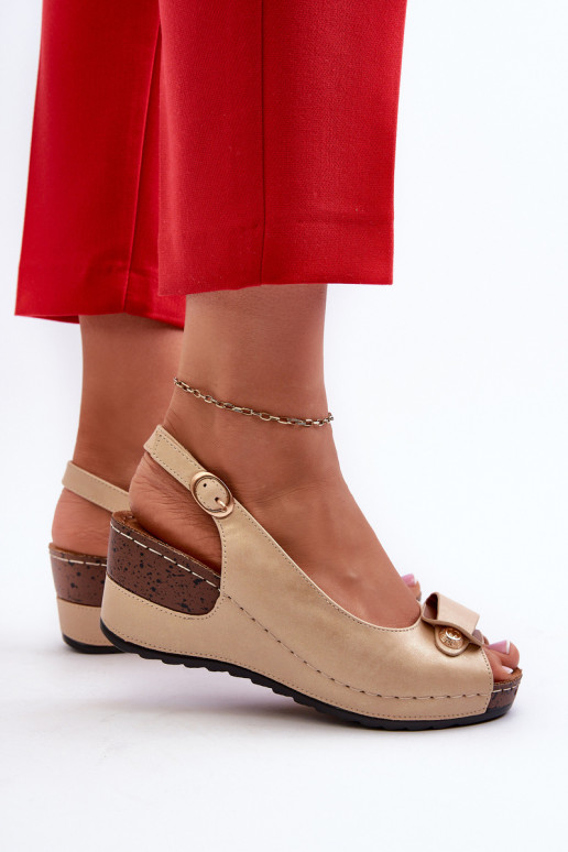 Feminino Sandálias leves com plataforma Comfort Shoes bege Efravia Feminino Sandálias leves com plataforma Comfort Shoes bege Efravia