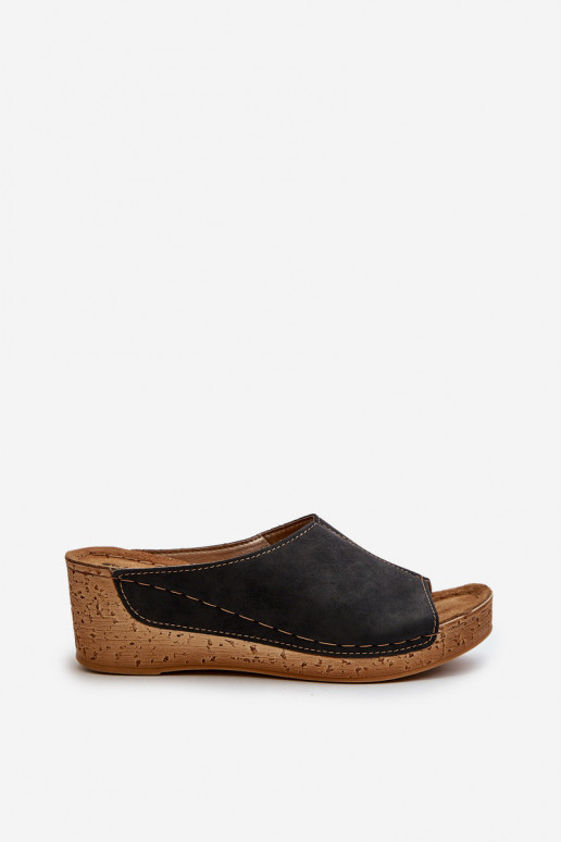 Chinelos femininos confortáveis Em uma cunha Inblu NG000002 cor preta Chinelos femininos confortáveis Em uma cunha Inblu NG000002 cor preta