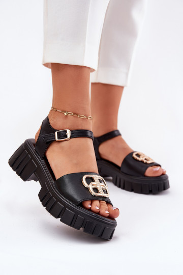 Sapatos femininos pretos com detalhes dourados, Vinceza 79541 2