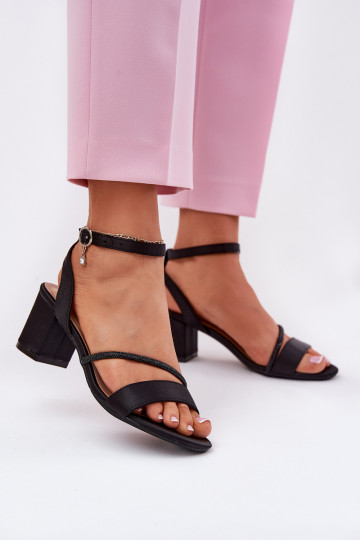 Sapatos femininos pretos de salto alto com detalhes brilhantes, Vinceza 20268 2