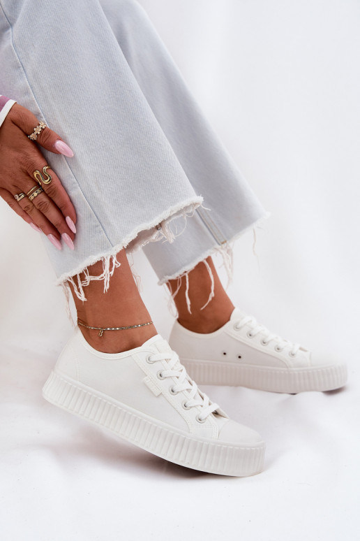 Sapatos de lazer com uma plataforma Big Star RR274776 cor branca  Sapatos de lazer com uma plataforma Big Star RR274776 cor branca