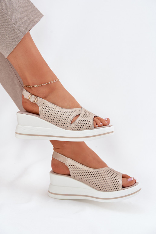 Sandálias femininas Feminino Em uma cunha S.Barski LR51-660 cor dourada