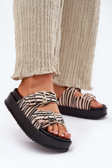 Chinelos femininos com fivelas com uma plataforma Zebra Nilatha 2