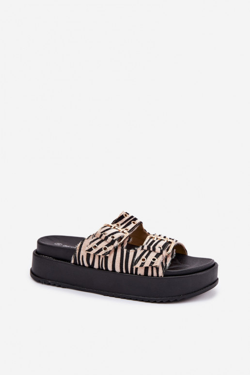 Chinelos femininos com fivelas com uma plataforma Zebra Nilatha Chinelos femininos com fivelas com uma plataforma Zebra Nilatha