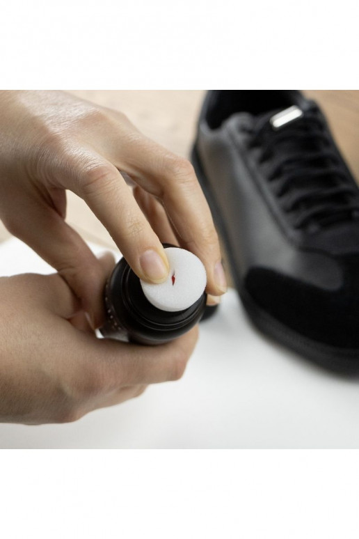 COCCINE BLACKENER cor preta Korektor EM Płynie 75g