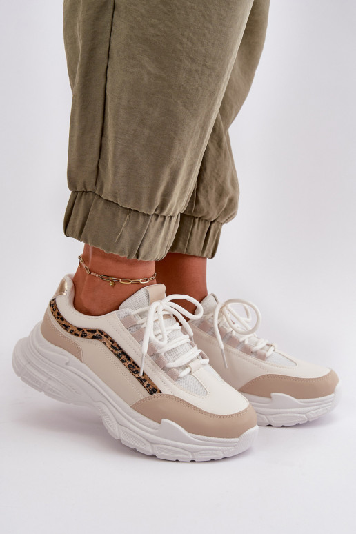 Sneakers modelio sportiniai bateliai... Sneakers modelio sportiniai bateliai...