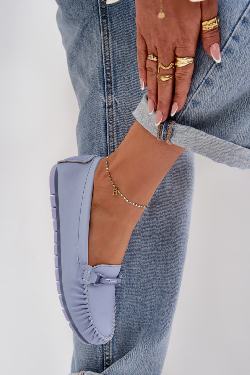 Lygiapadžiai odiniai mokasinai su... Lygiapadžiai odiniai mokasinai su...