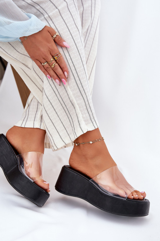 Chinelos femininos Z Transparentnym Tirasem Em uma cunha cor preta Meltiana