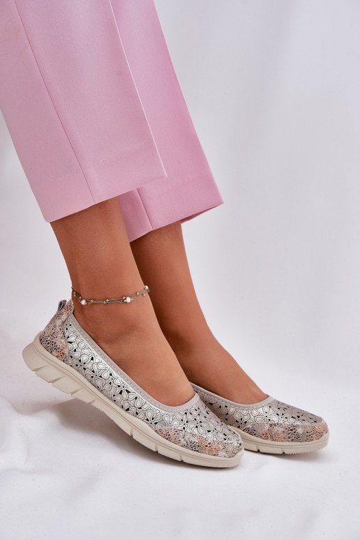 Pele com elementos abertos  Bailarinas cor dourada Leaneila Pele com elementos abertos  Bailarinas cor dourada Leaneila