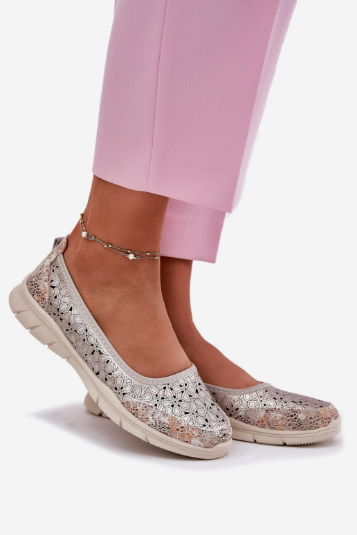 Pele com elementos abertos  Bailarinas cor dourada Leaneila Pele com elementos abertos  Bailarinas cor dourada Leaneila