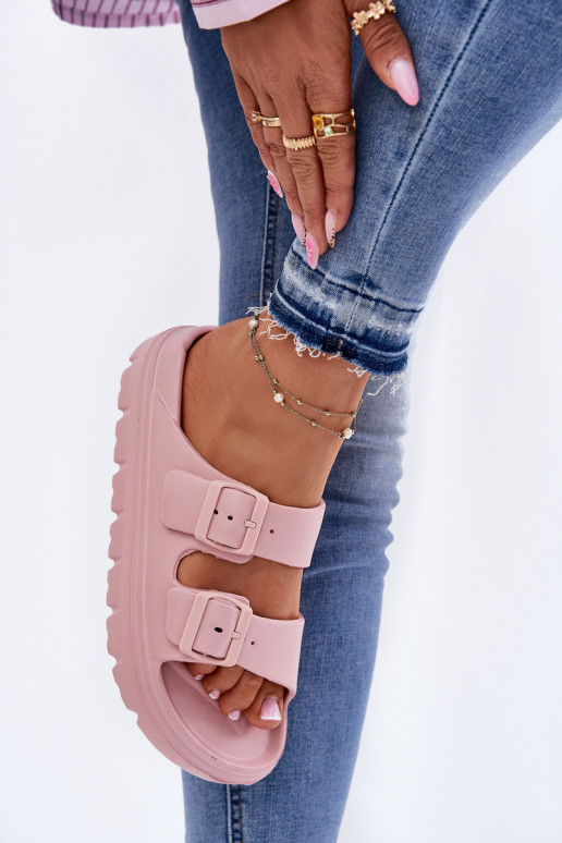 Chinelos femininos com espuma com uma plataforma cor rosa Melorea Chinelos femininos com espuma com uma plataforma cor rosa Melorea