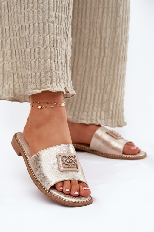 Chinelos rasos femininos com enfeites S.Barski KV51-089 cor dourada