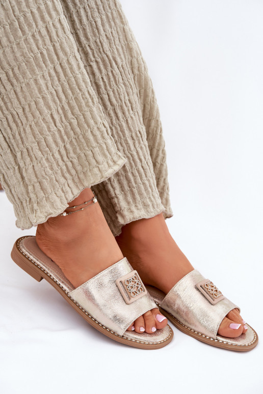 Chinelos rasos femininos com enfeites S.Barski KV51-089 cor dourada