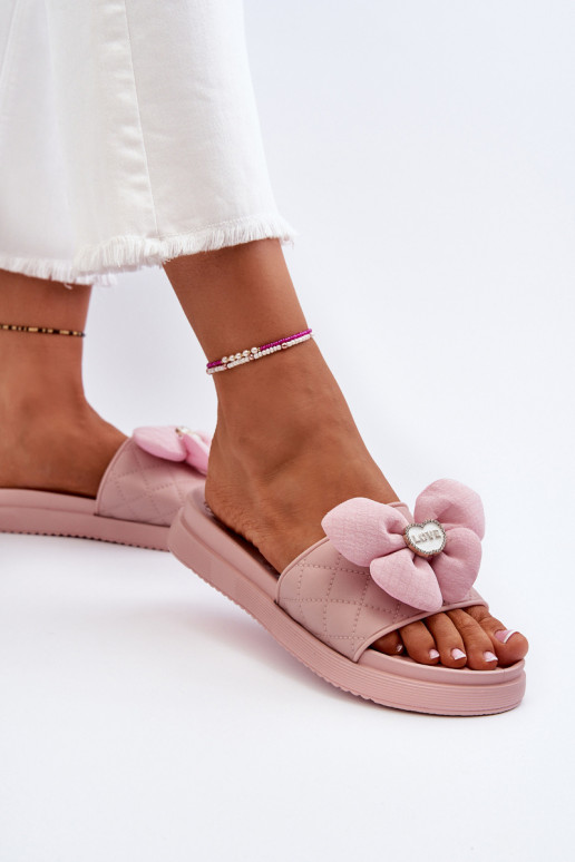 Chinelos femininos com enfeites Habilitado Baixoj Platformie cor rosa Cedrella Chinelos femininos com enfeites Habilitado Baixoj Platformie cor rosa Cedrella