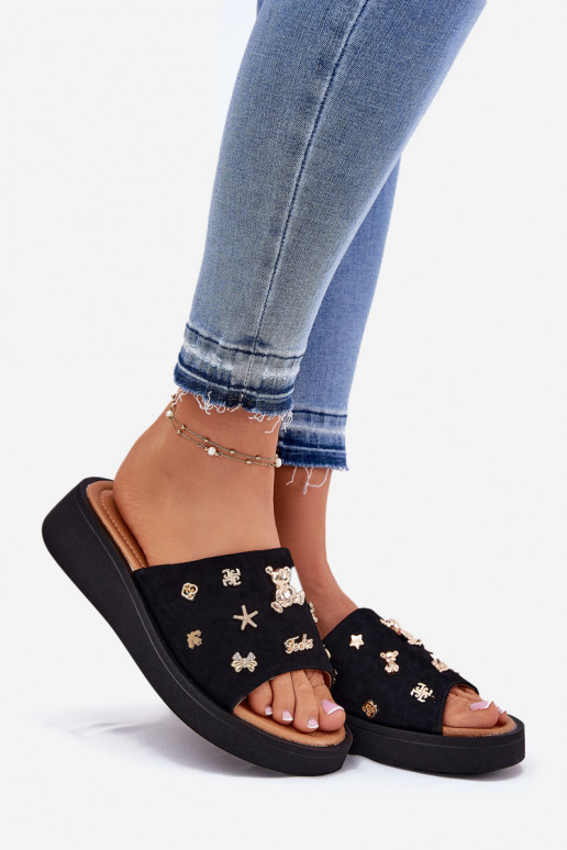 Chinelos femininos de camurça Z Przypinkami Vinceza 66741 cor preta