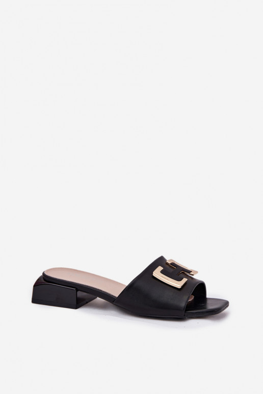 Estilo elegante Chinelos femininos Klocke Ze cor douradam Detalem Vinceza 62229 cor preta