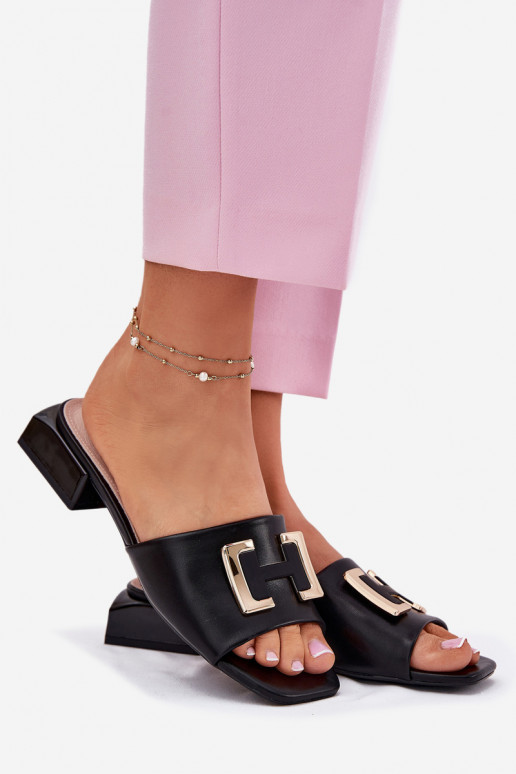 Estilo elegante Chinelos femininos Klocke Ze cor douradam Detalem Vinceza 62229 cor preta