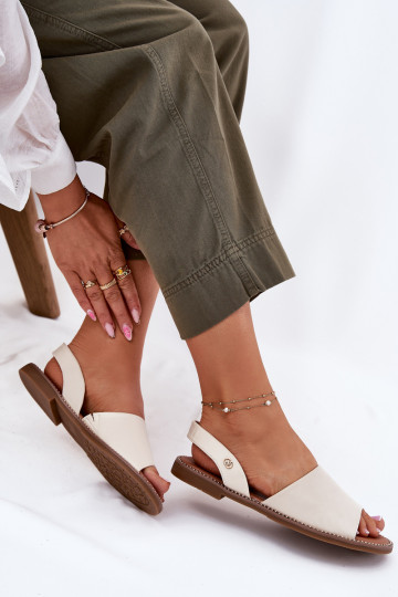 Sapatos femininos bege com saltos largos de couro sintético, "Dereka"