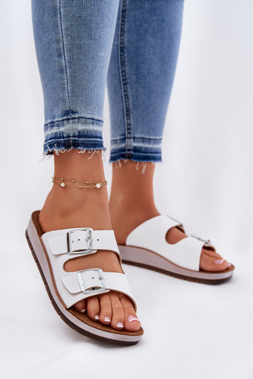 Chinelos femininos brancos com fivelas, Inblu CP000042 2