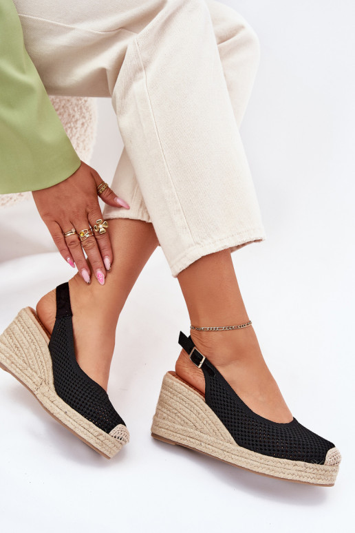 Sandálias femininas Em uma cunha Com trança cor preta Tulliata