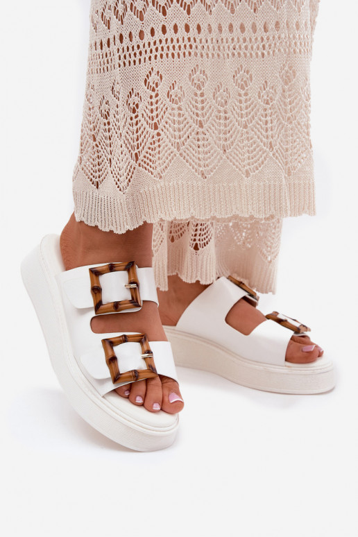 Eko Chinelos de couro Feminino com uma plataforma com fivelas cor branca Xanivia