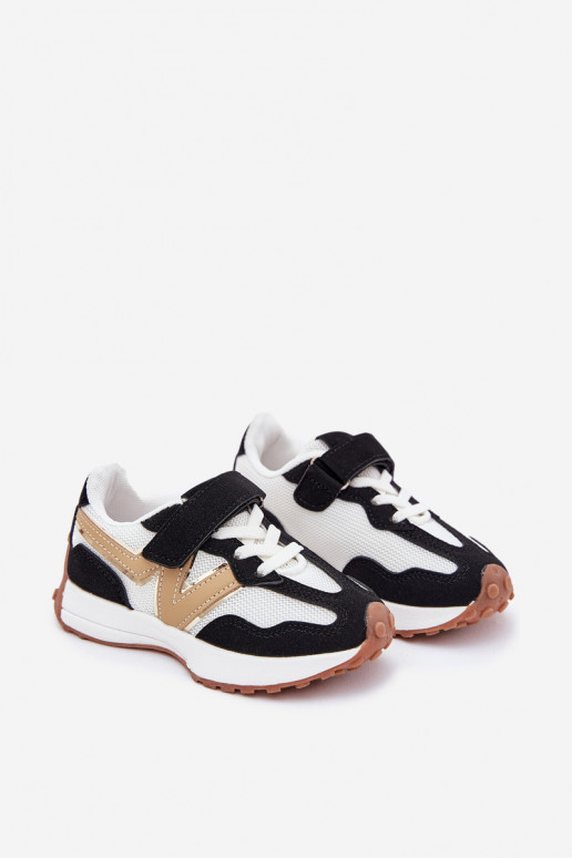 À modalo de tênis Infantil com fixadores adesivos Branco-cor preta Tezzu À modalo de tênis Infantil com fixadores adesivos Branco-cor preta Tezzu