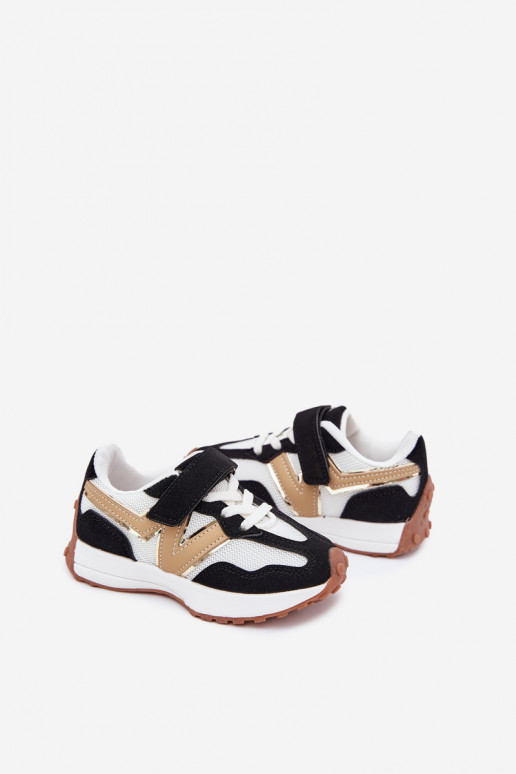 À modalo de tênis Infantil com fixadores adesivos Branco-cor preta Tezzu À modalo de tênis Infantil com fixadores adesivos Branco-cor preta Tezzu