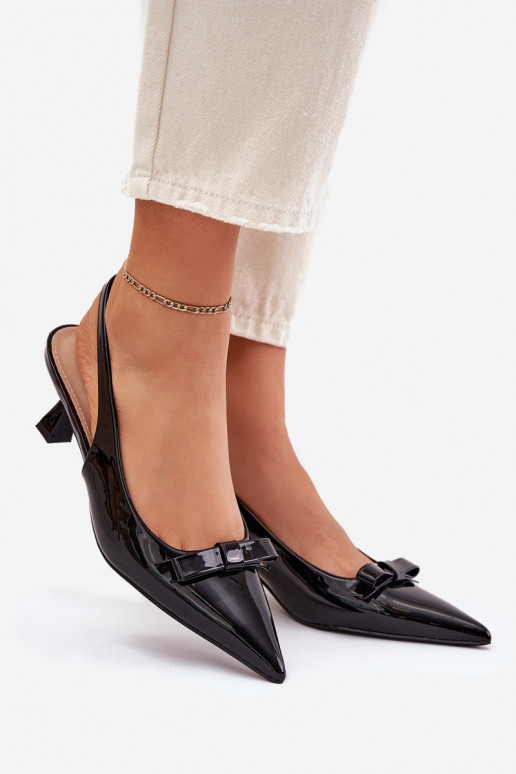 com efeito verniz sandálias com salto fino com fitas cor preta Habilitadoylna