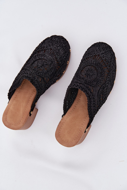 SzydełkoParae Chinelos femininos com salto cor preta Senevia