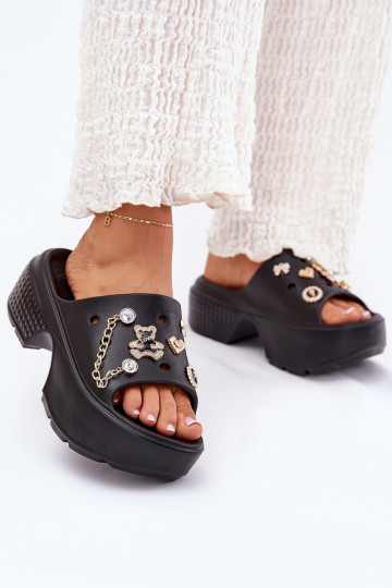 Chinelos leves Chinelos femininos com uma plataforma Ze cor douradami Przypinkami cor preta Ivoriel