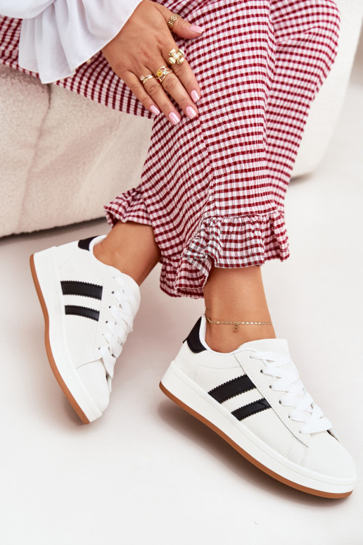 tênis À modalo de tênis Feminino de couro ecológico cor branca Ravina tênis À modalo de tênis Feminino de couro ecológico cor branca Ravina