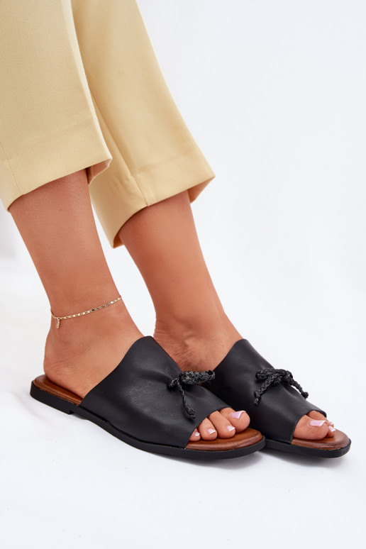 Chinelos femininos com salto largo Com decorações EMiązaniem cor preta Norela Chinelos femininos com salto largo Com decorações EMiązaniem cor preta Norela