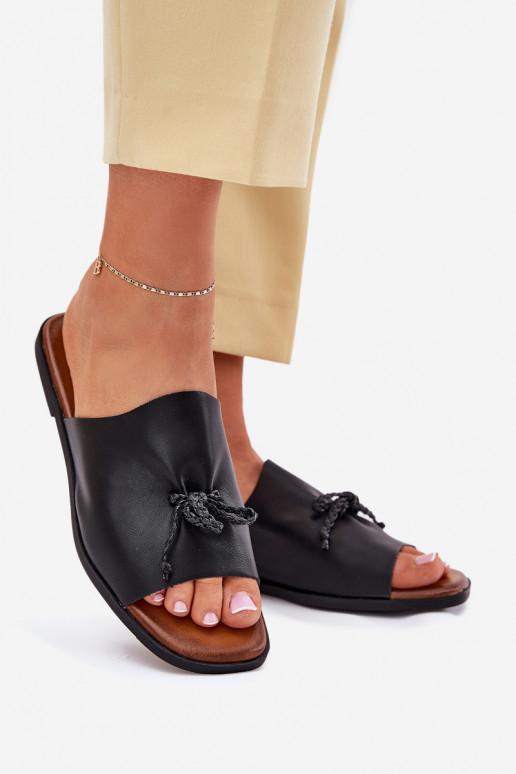 Chinelos femininos com salto largo Com decorações EMiązaniem cor preta Norela Chinelos femininos com salto largo Com decorações EMiązaniem cor preta Norela