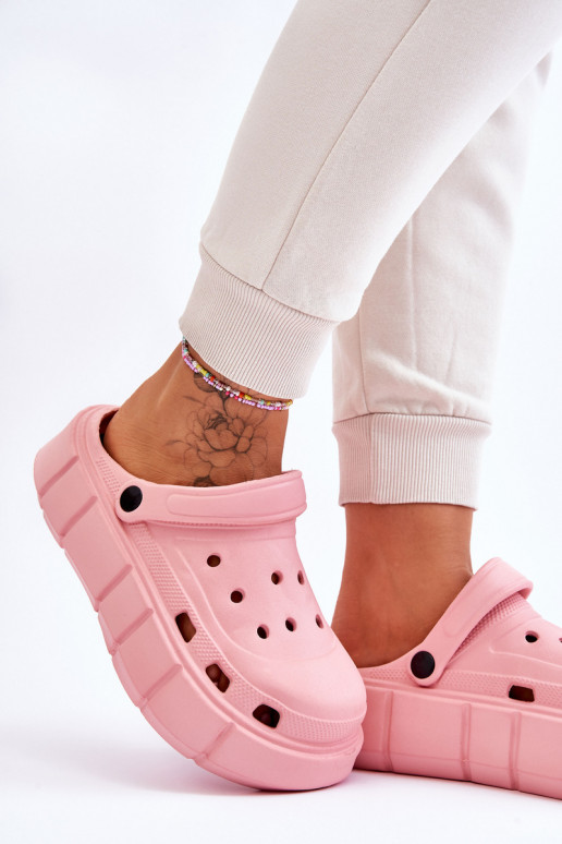 Chinelos tipo Crocs com plataforma elevada cor rosa Beckett