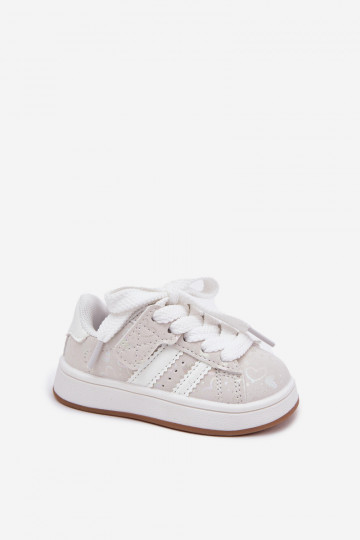 tênis À modalo de tênis Infantil com corações cor branca Mirelle 2