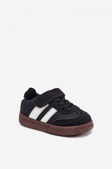 tênis À modalo de tênis Infantil com fixadores adesivos cor preta Adelina 2