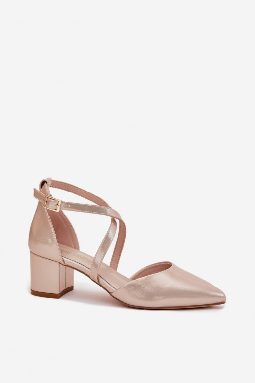 Sapato com salto de couro ecológico Sergio Leone SK830 cor dourada Sapato com salto de couro ecológico Sergio Leone SK830 cor dourada