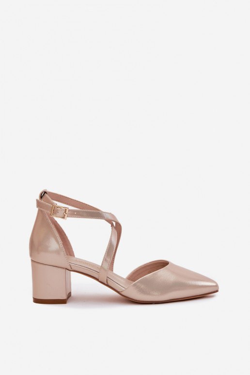 Sapato com salto de couro ecológico Sergio Leone SK830 cor dourada Sapato com salto de couro ecológico Sergio Leone SK830 cor dourada