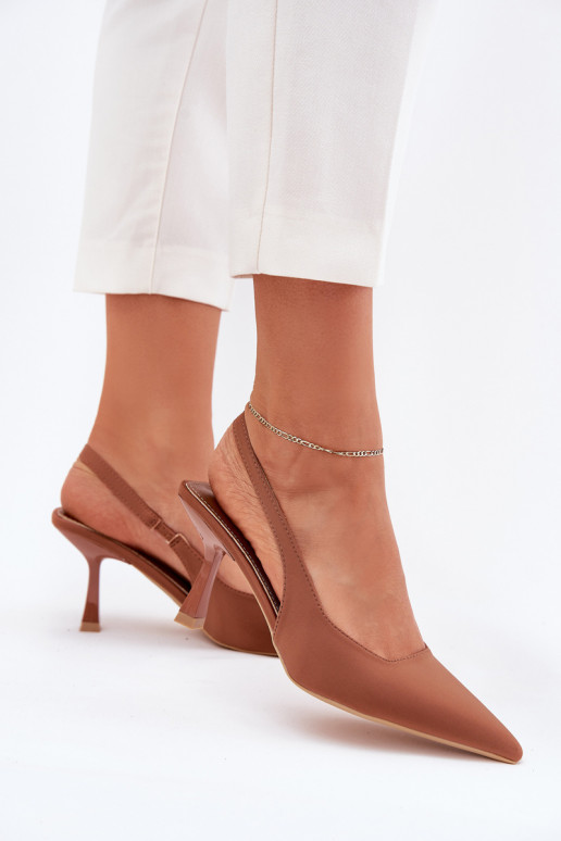 Sandálias femininas com salto fino cor marrom Lunira