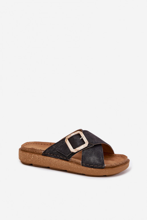 Chinelos femininos com fivelas Inblu ED000025 cor preta Chinelos femininos com fivelas Inblu ED000025 cor preta