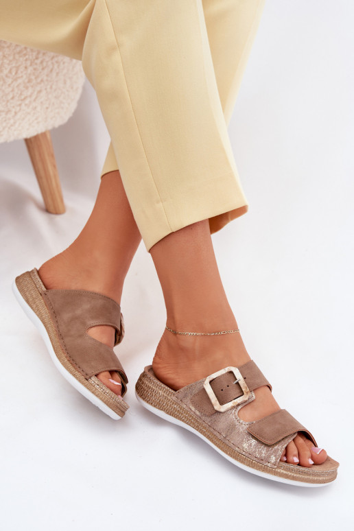 Chinelos femininos com fivelas I com fecho adesivoem INBLU MK000013 cor marrom Chinelos femininos com fivelas I com fecho adesivoem INBLU MK000013 cor marrom