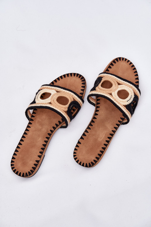 SzydełkoParae Chinelos femininos com salto largo cor preta Nirina