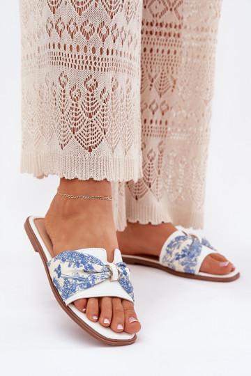 Chinelos femininos com salto largo com fitas cor branca Avenza