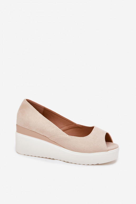 Sandálias femininas Em uma cunha Z de camurça ecológicau cor de marfim Velira