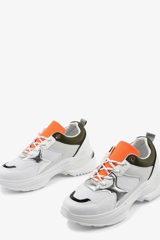 Saltos altos pretos de camurça,...