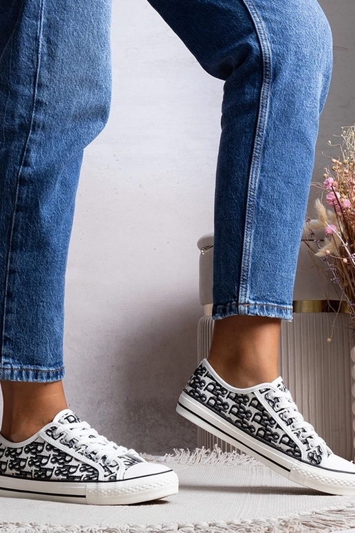 Sapatos femininos preto e branco,...