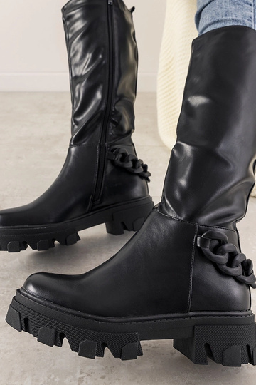 Botins pretos com corrente Coniak