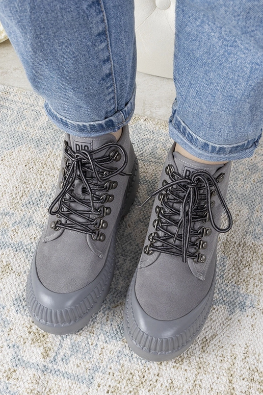 Botins femininos cinzas esportivos,...